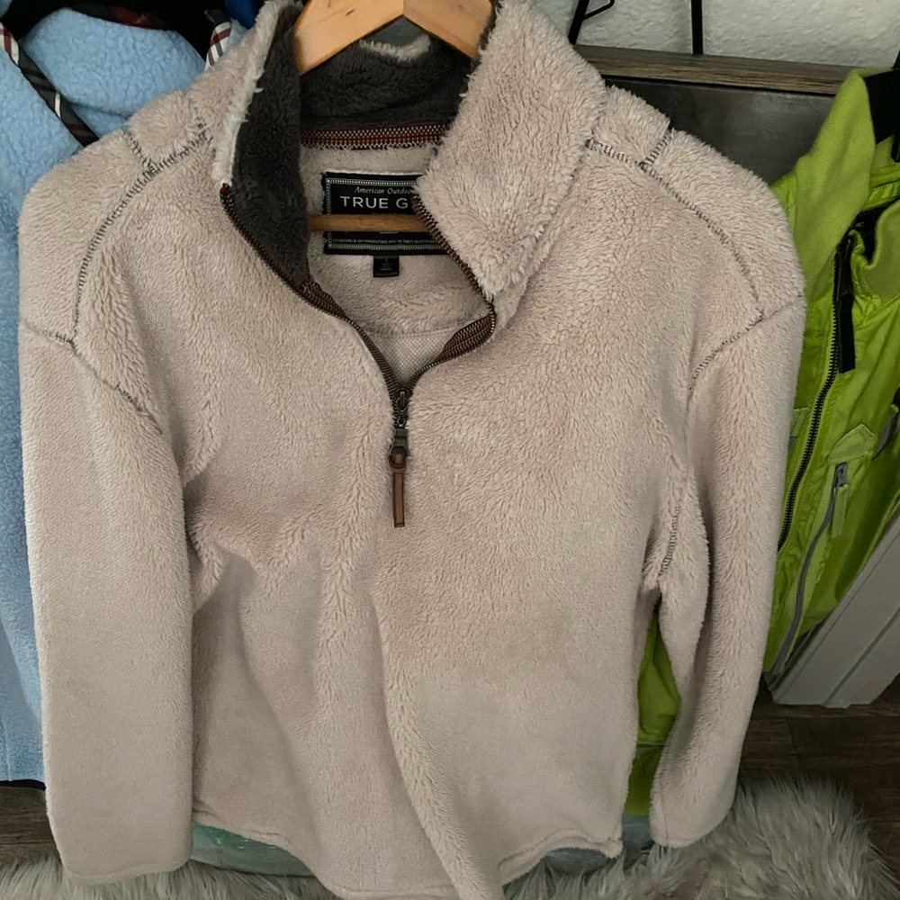 True grits pullover